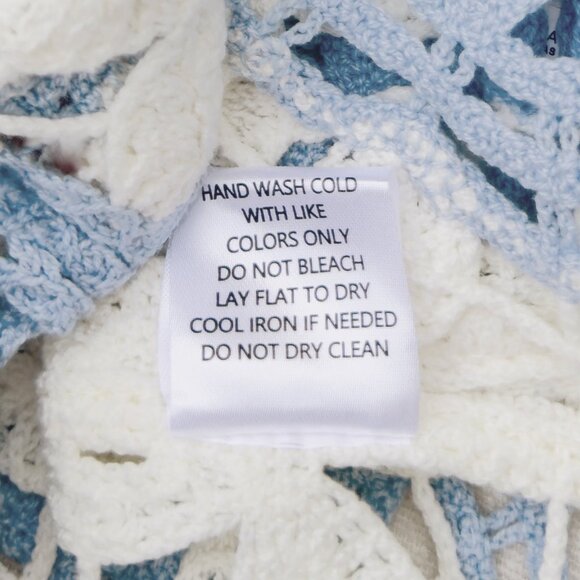 (NEW) Altar'd State Crocheted Top (L) - Picture 5 of 6